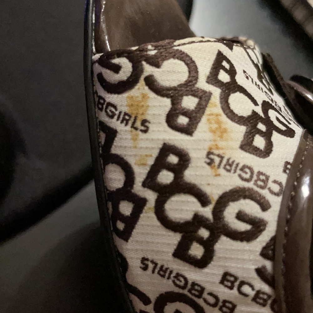 FREE with purchase - BCBGirls shoes used once on carpet.. - Picture 5 of 8